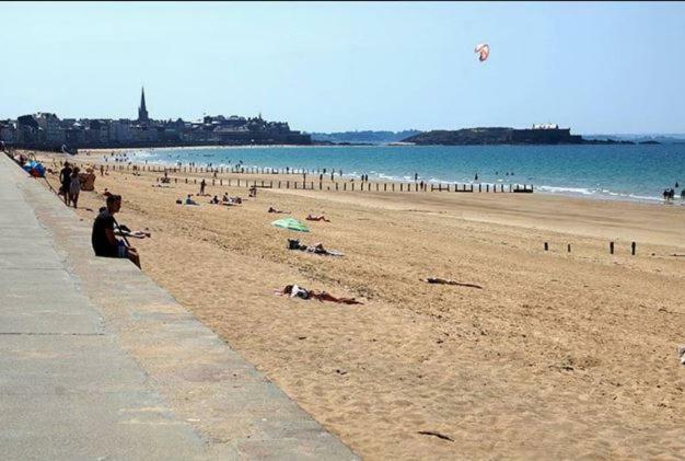 סן מלו Joli T3, Gare & Plages A Proximite מראה חיצוני תמונה